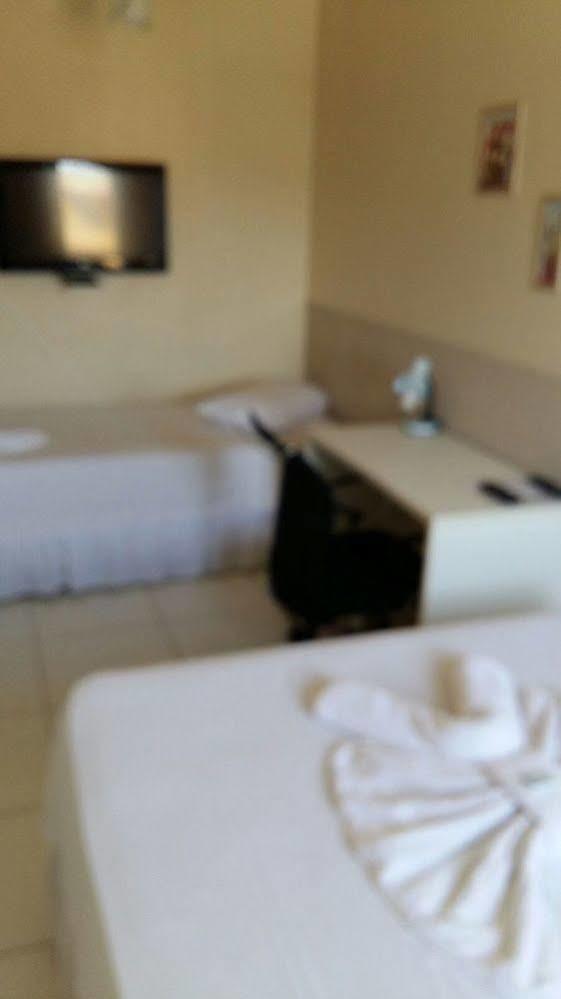 Raludi Hotel Barcarena Exteriör bild